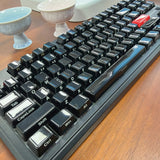 Side engraved characters, beautiful and elegant.