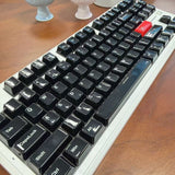 Side engraved characters, beautiful and elegant.